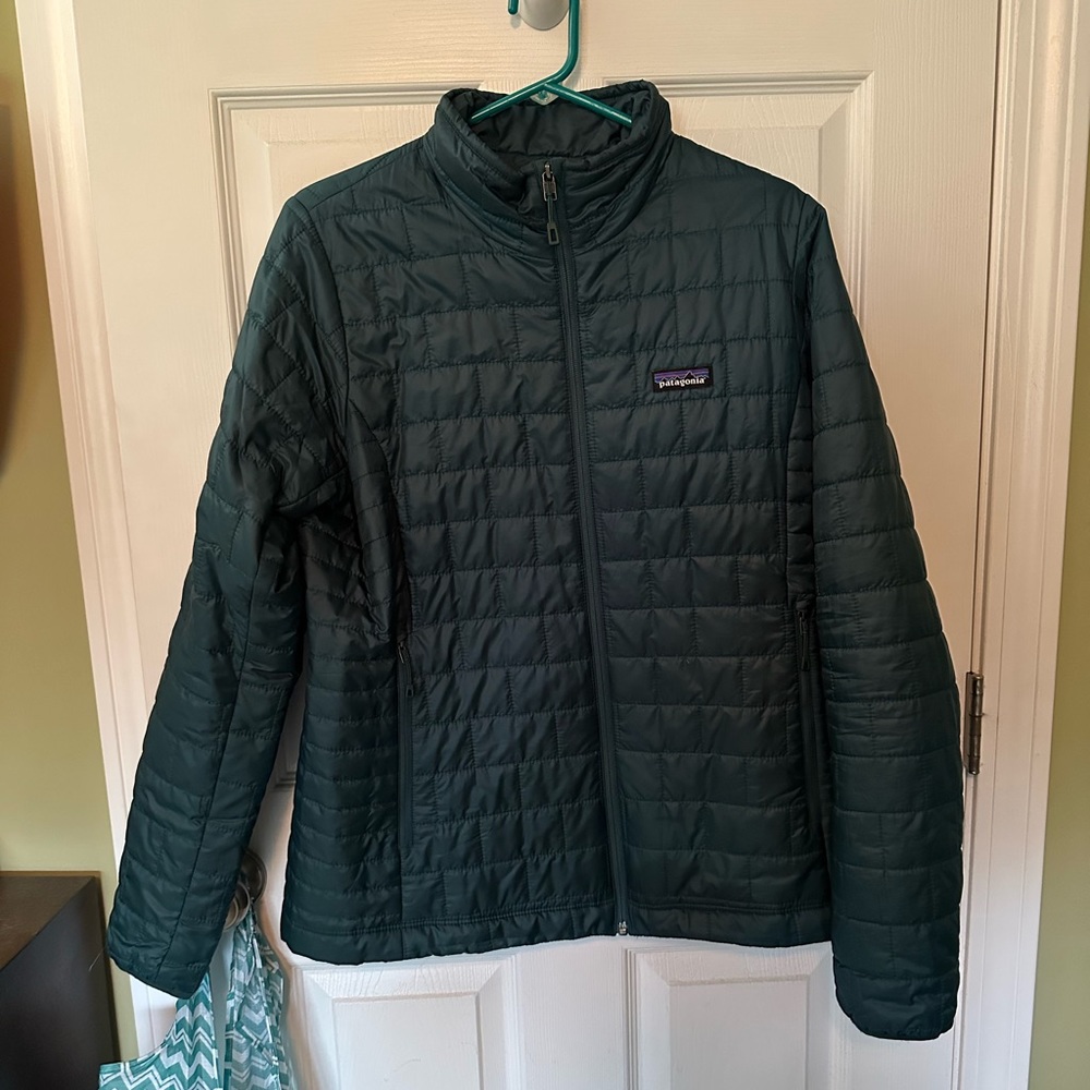 Patagonia nano puff jacket